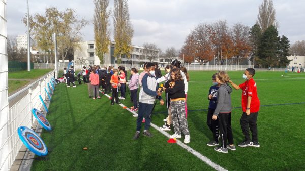 Rencontre sportive avec les élèves de 6e du collège Sophie Germain